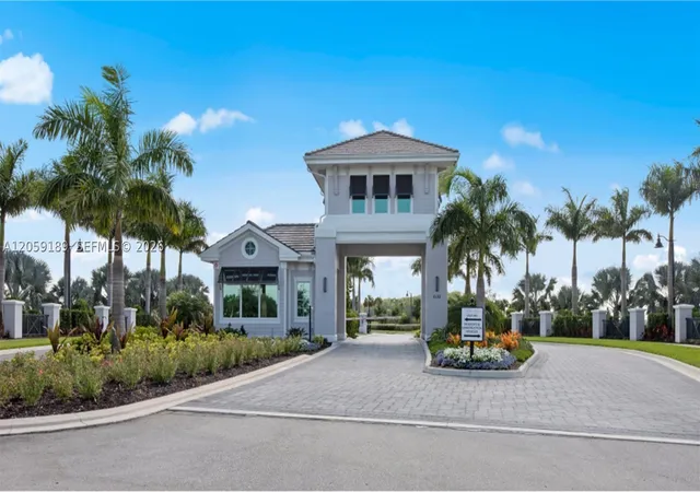 6070-national-blvd-215-ave-maria-fl-34142/hzid_5cf57dee