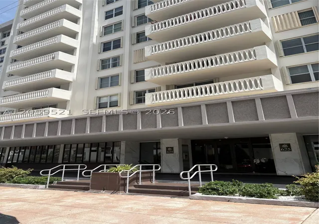 625-biltmore-way-501-coral-gables-fl-33134/hzid_f0c75eeb