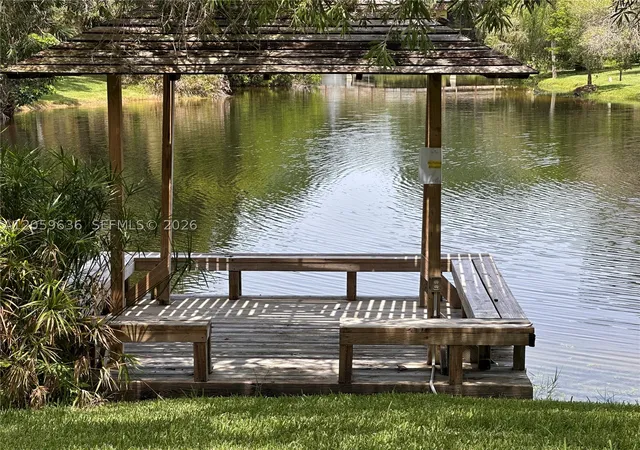 818-sw-9th-street-cir-203-boca-raton-fl-33486/hzid_66767055