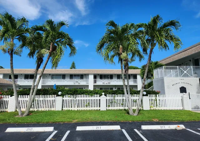 1001-ne-8th-ave-212-delray-beach-fl-33483/hzid_89b0c2ea