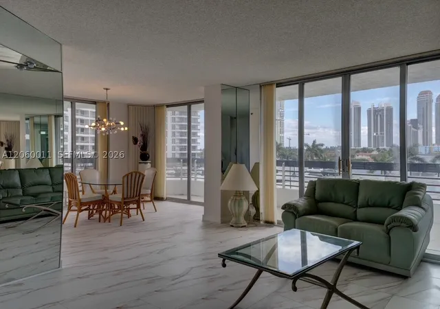 3600-mystic-pointe-dr-613-aventura-fl-33180/hzid_adecc682