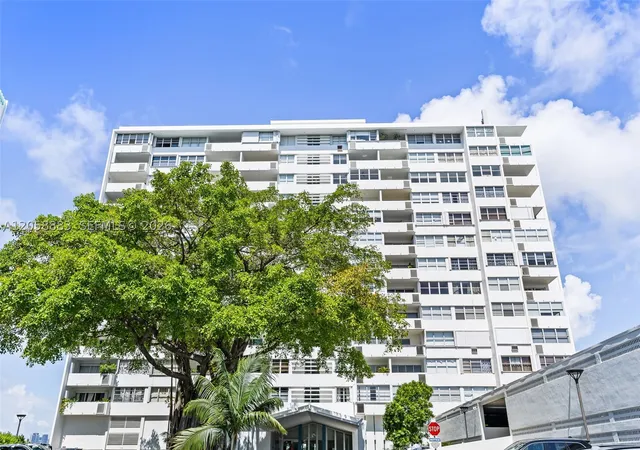 3-island-ave-09l-miami-beach-fl-33139/hzid_032ba819