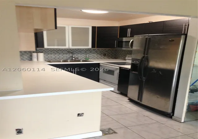 6101-n-falls-cir-dr-409-lauderhill-fl-33319/hzid_b126215d