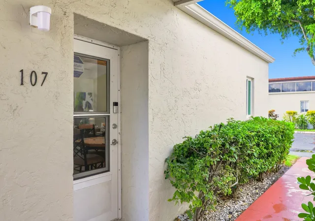 2532-boundbrook-dr-s-107-palm-springs-fl-33406/hzid_d826c9e4