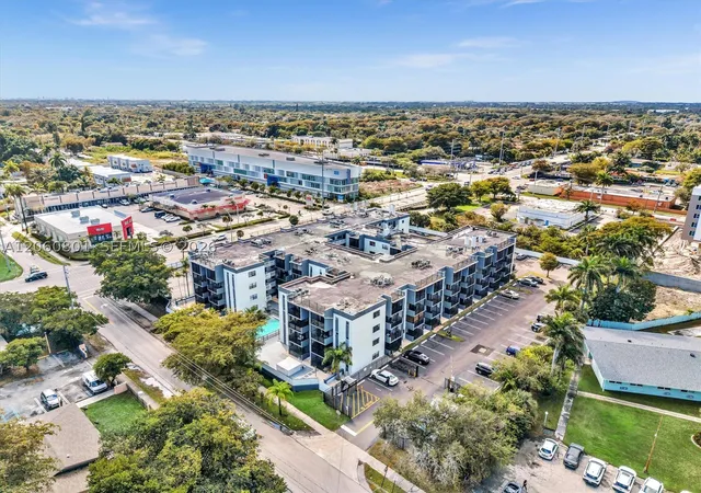 13500-ne-3rd-ct-121-north-miami-fl-33161/hzid_6da8f1e8