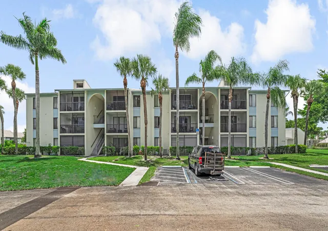 1112-green-pine-blvd-g3-west-palm-beach-fl-33409/hzid_94597977