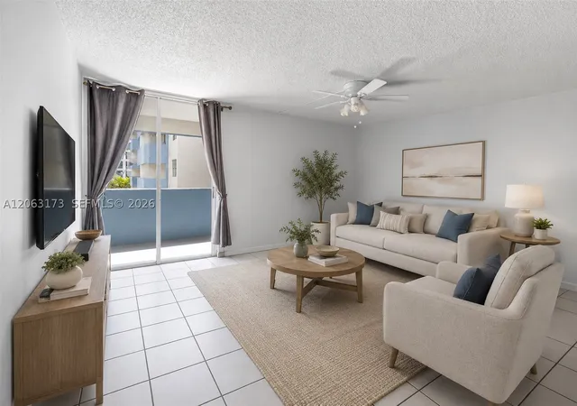 5050-nw-7th-st-211-miami-fl-33126/hzid_c091ba05