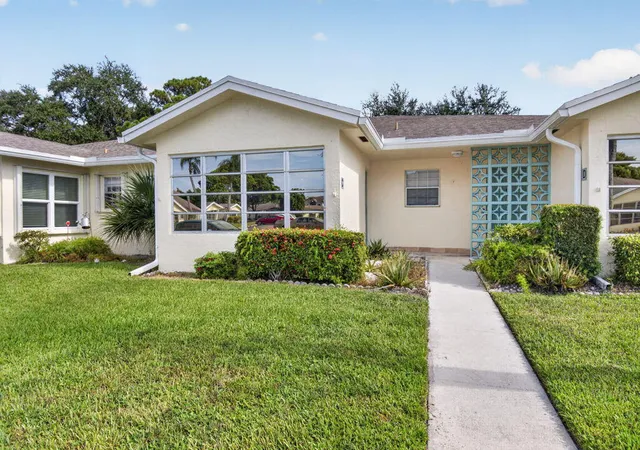 5073-lakefront-blvd-c-delray-beach-fl-33484/hzid_cb8aef99