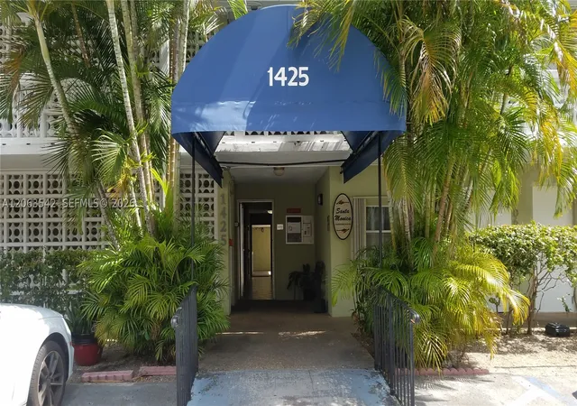 1425-arthur-st-216b-hollywood-fl-33020/hzid_2376792c