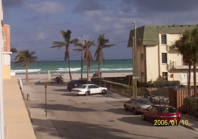 320-s-surf-rd-206-hollywood-fl-33019/hzid_2918269b