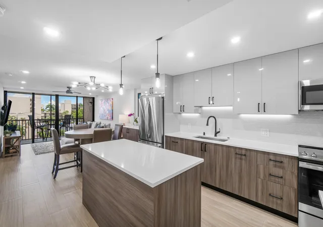 4-royal-palm-wy-4020-boca-raton-fl-33432/hzid_823b7d3b