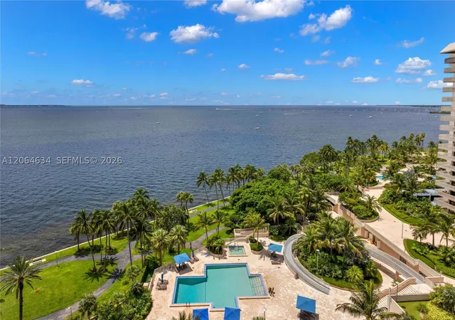 3-grove-isle-dr-c1402-miami-fl-33133/hzid_70eff85f