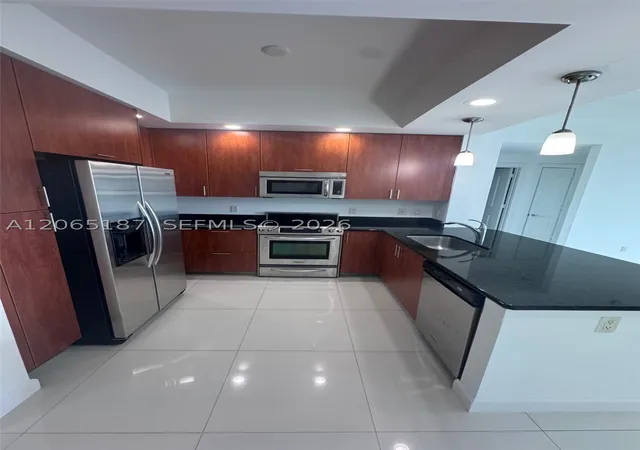 315-ne-3rd-ave-1905-fort-lauderdale-fl-33301/hzid_d9a5a131