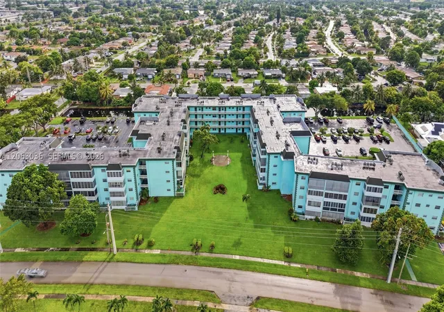 4141-nw-44th-ave-217-lauderdale-lakes-fl-33319/hzid_dfe8a20d
