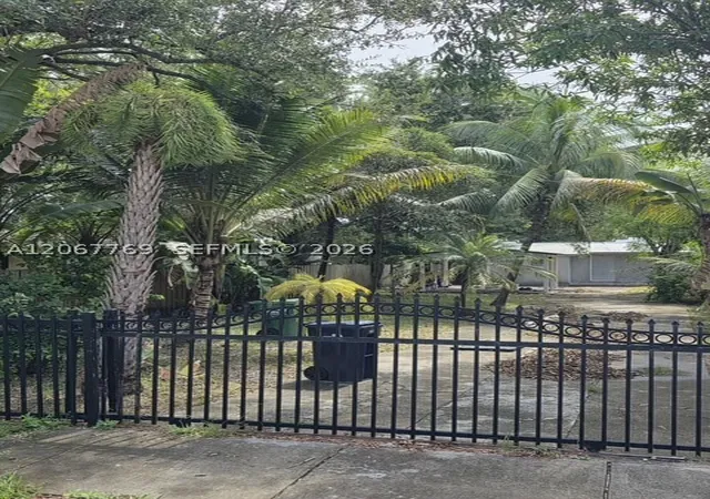 9407-nw-4th-ave-miami-fl-33150/hzid_940d5140