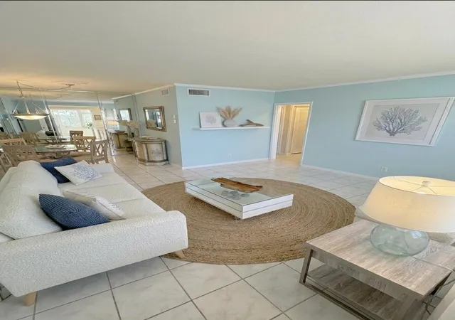 6-abbey-ln-104-delray-beach-fl-33446/hzid_db61f1df