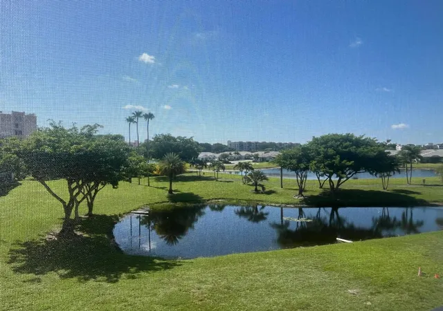 7006-huntington-ln-302-delray-beach-fl-33446/hzid_b111dc5c