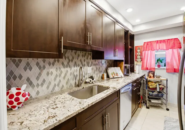 2300-sw-22nd-ave-112-delray-beach-fl-33445/hzid_20ec0412