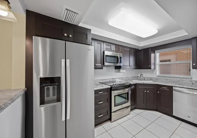 725-n-riverside-dr-203-pompano-beach-fl-33062/hzid_426b53db