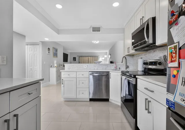 3011-linton-blvd-103d-delray-beach-fl-33445/hzid_d7aa5ccc