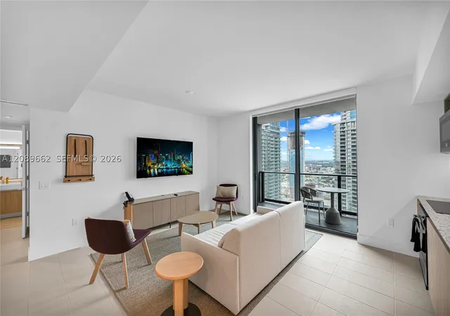 159-ne-6th-street-3901-miami-fl-33132/hzid_4623ec45