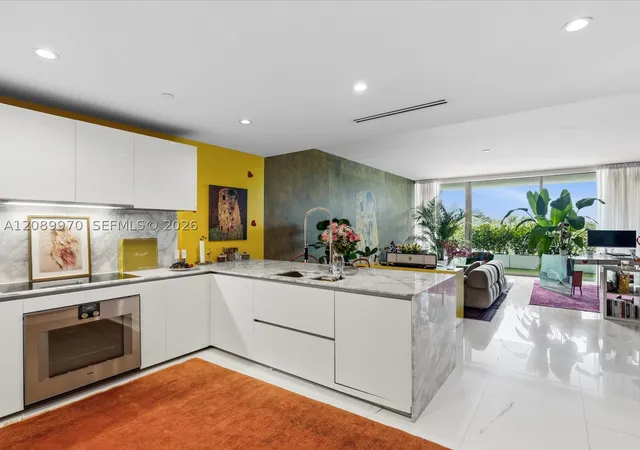 10203-collins-ave-304-bal-harbour-fl-33154/hzid_32e0fc76