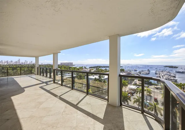 2575-s-bayshore-dr-10a-10b-coconut-grove-fl-33133/hzid_7a523683