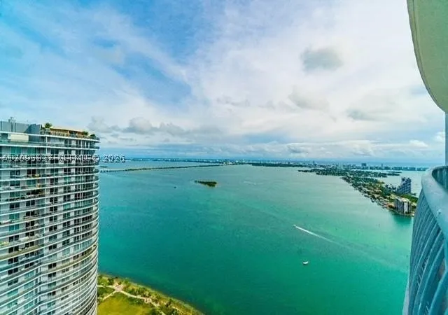 1750-n-bayshore-dr-5505-miami-fl-33132/hzid_ed49f87b