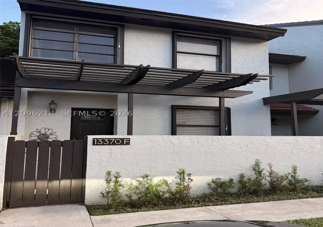 13370-sw-89th-terrace-f-miami-fl-33186/hzid_37c67e02