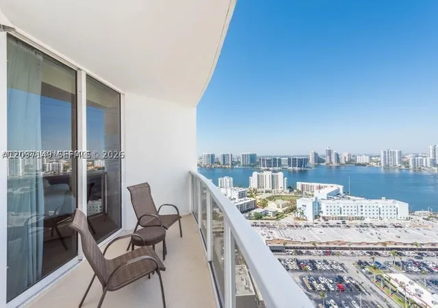 18001-collins-ave-2504-sunny-isles-beach-fl-33160/hzid_0eee6467