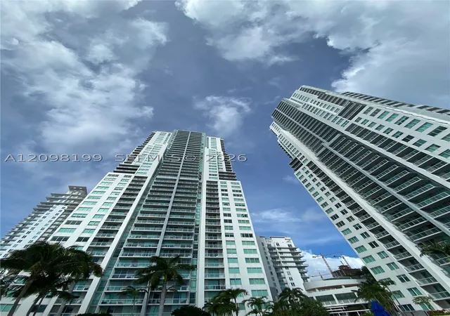 253-ne-2nd-street-3007-miami-fl-33132/hzid_1c653075