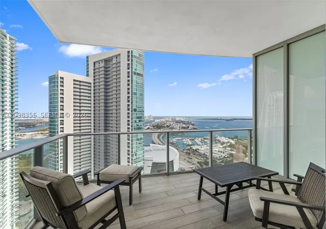 851-ne-1st-avenue-3707-miami-fl-33132/hzid_fa780d96