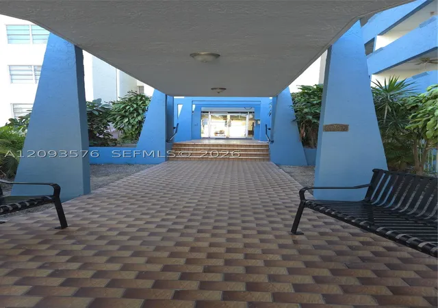 5050-nw-7th-street-709-miami-fl-33126/hzid_b7794b7d