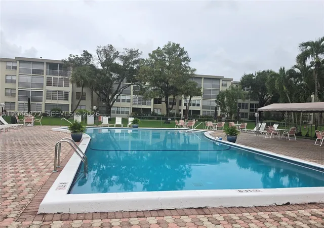 2999-nw-48th-avenue-240-lauderdale-lakes-fl-33313/hzid_d50b8047