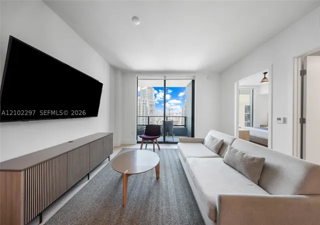 159-ne-6th-street-4011-miami-fl-33132/hzid_b0e02b9d