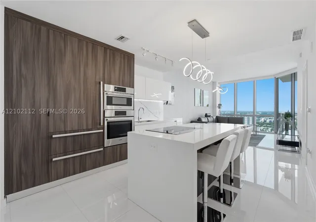 851-ne-1st-avenue-3906-miami-fl-33132/hzid_df3dc01f