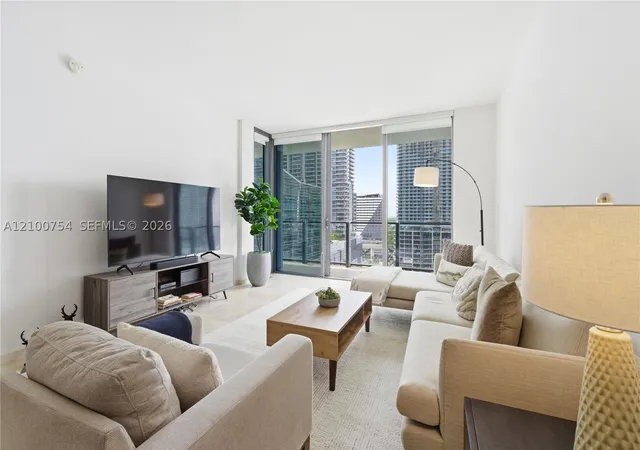 68-se-6th-street-1106-miami-fl-33131/hzid_d0afaddb