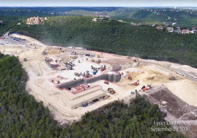 6507-bridge-point-pkwy-lvs-gardenia-2b-austin-tx-78730/hzid_c50848e1