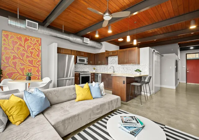 2205-n-lamar-blvd-114-austin-tx-78705/hzid_b3ef5be2