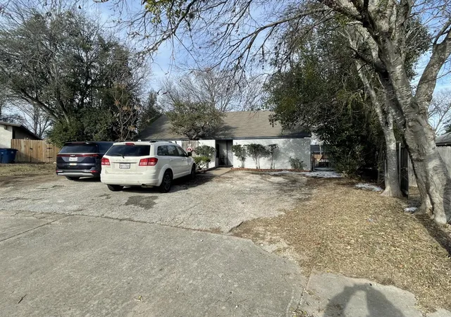 806-plumpton-dr-a-austin-tx-78745/hzid_0a841a23