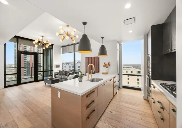 70-rainey-st-1509-austin-tx-78701/hzid_55a42a62