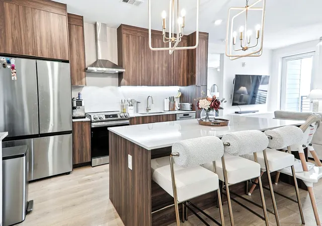1701-simond-ave-639-austin-tx-78723/hzid_a499c27e