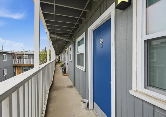 2401-manor-rd-232-austin-tx-78722/hzid_8ae6eec8