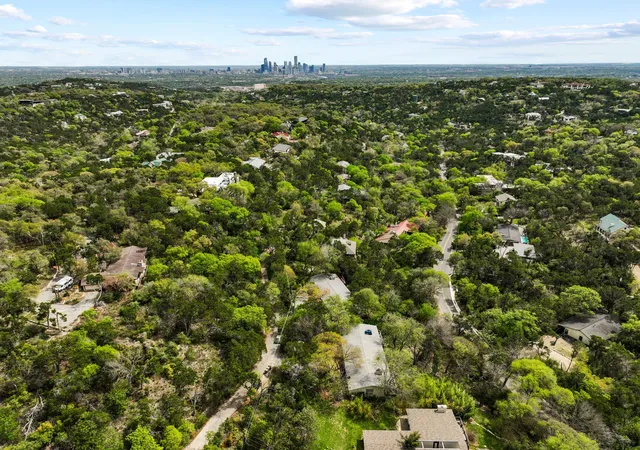 1204-yaupon-valley-rd-b-west-lake-hills-tx-78746/hzid_b7b02649