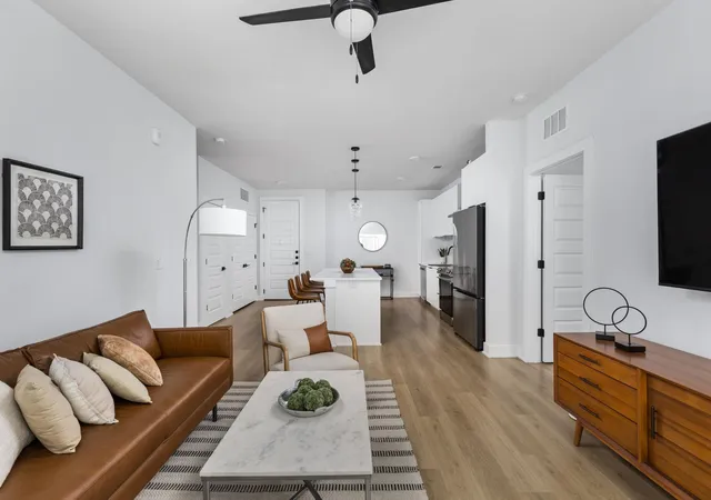 2500-longview-st-507-austin-tx-78705/hzid_5ddbd21c