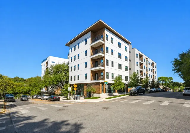 2500-longview-st-300-austin-tx-78705/hzid_2a05f39a