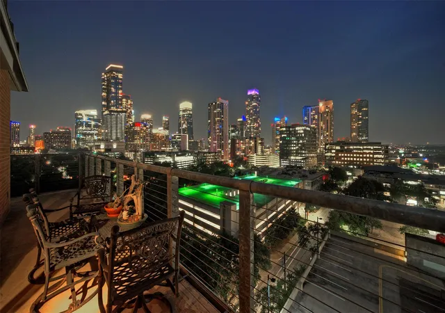 901-w-9th-st-1004-austin-tx-78703/hzid_f11806a2