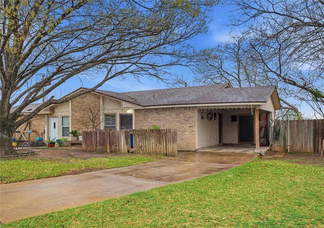 1301-mckie-cv-austin-tx-78752/hzid_7bc451c7