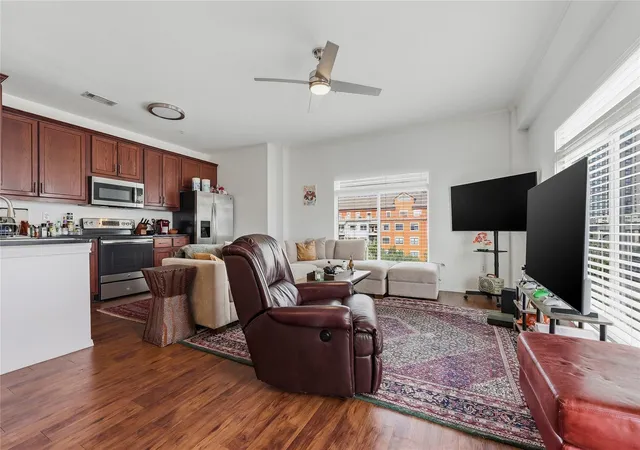910-w-25th-street-507-austin-tx-78705/hzid_2c675571
