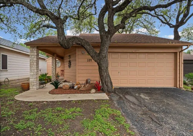 104-overlook-cir-wimberley-tx-78676/hzid_a21e13a3